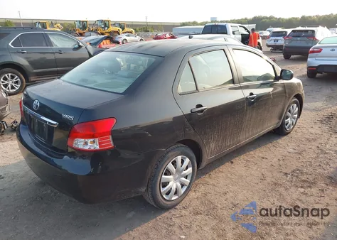 2010 Toyota Yaris из США, поврежденный, VIN JTDBT4K31A1394702